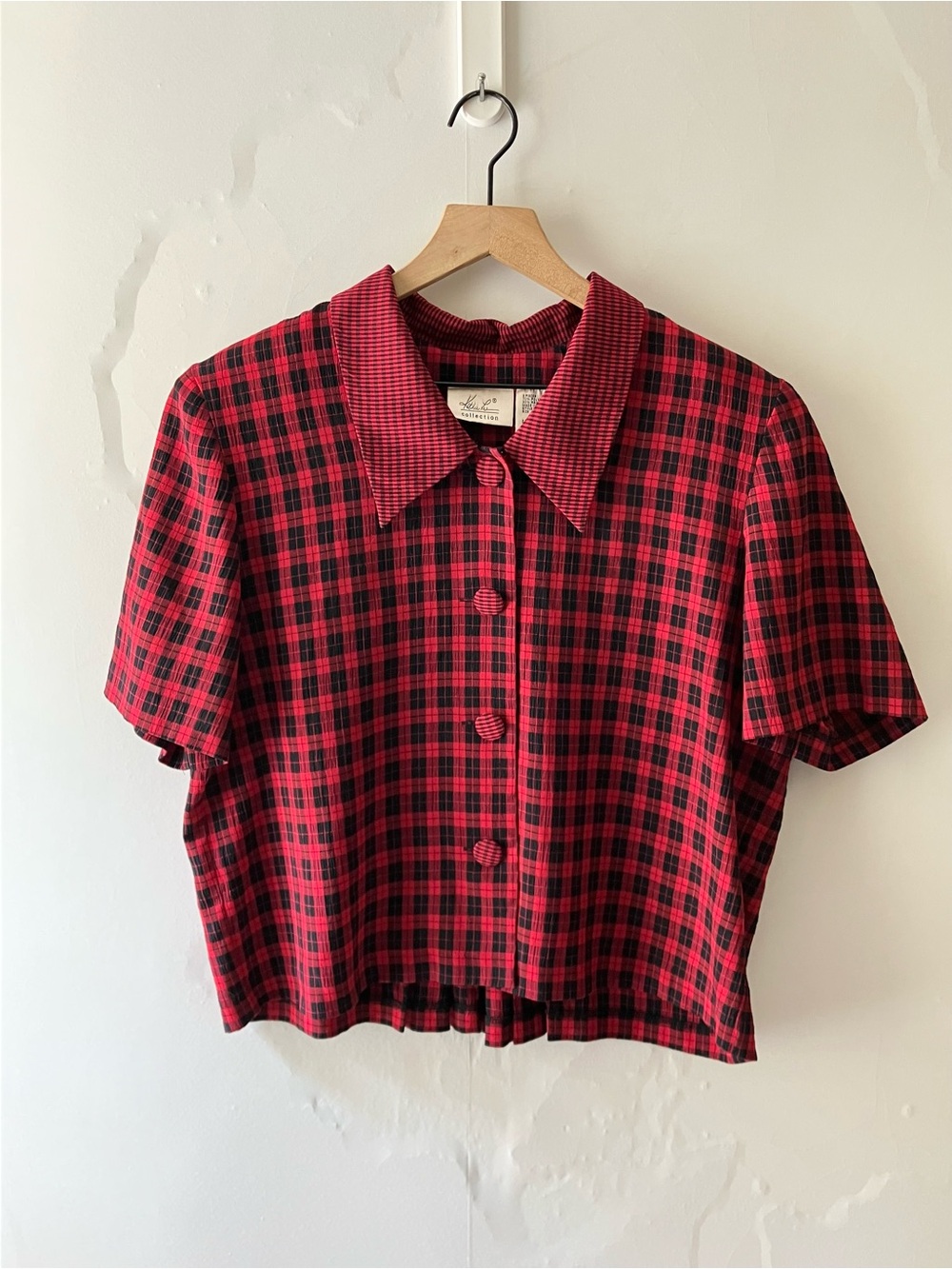 KATHIE LEE Red Plaid Cropped Blouse**